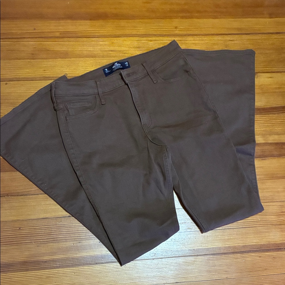 Hollister Flares